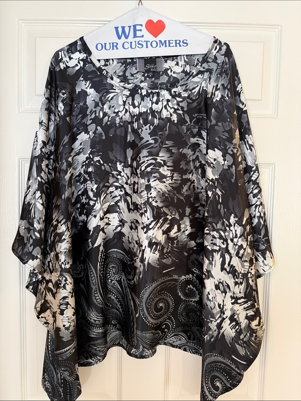 Slinky Brand Black & White Abstract Floral Tunic